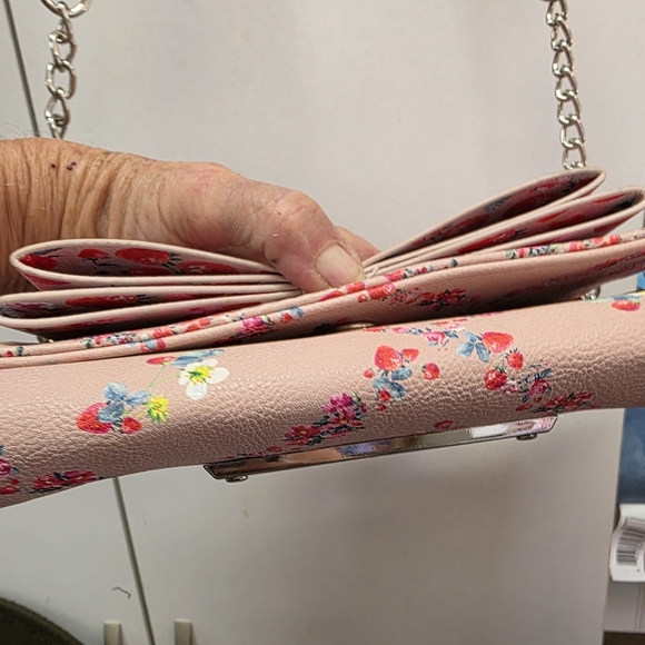 Betsey Johnson Floral Bow Crossbody Bag - Picture 3 of 5